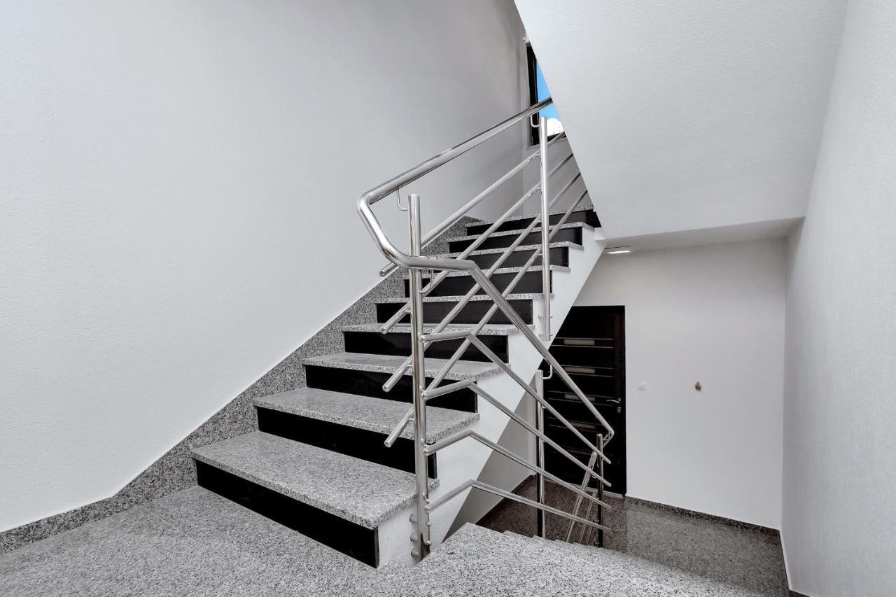 Luxury Apartment Macola Free Beach Parking Макарска Экстерьер фото