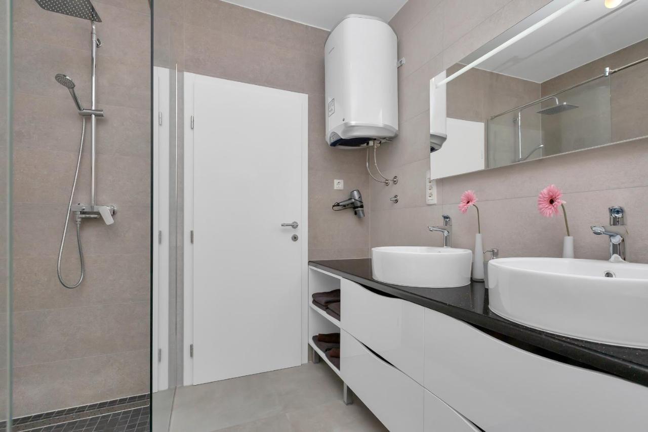 Luxury Apartment Macola Free Beach Parking Макарска Экстерьер фото